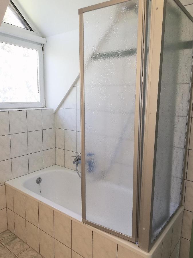 Szandra Apartmanház Gyenesdiás Exterior foto