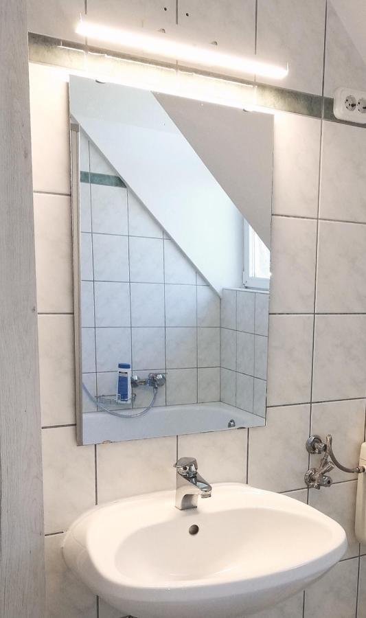 Szandra Apartmanház Gyenesdiás Exterior foto